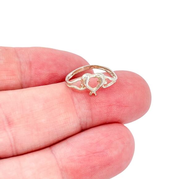 Vintage Sterling Silver 925 Heart Ring Size 2 - Picture 1 of 10